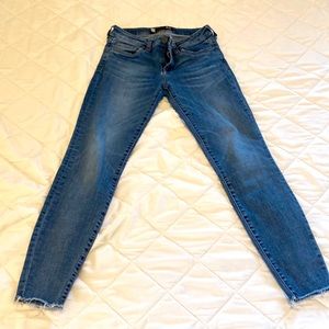 Kut from the Kloth size 2 Connie ankle skinny jean